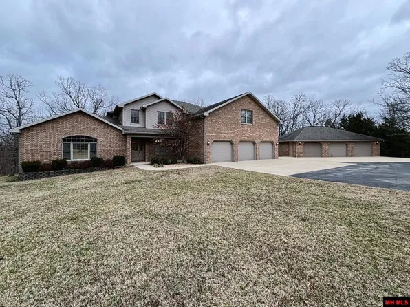 6021 County Road 25, Mountain Home, AR 72653