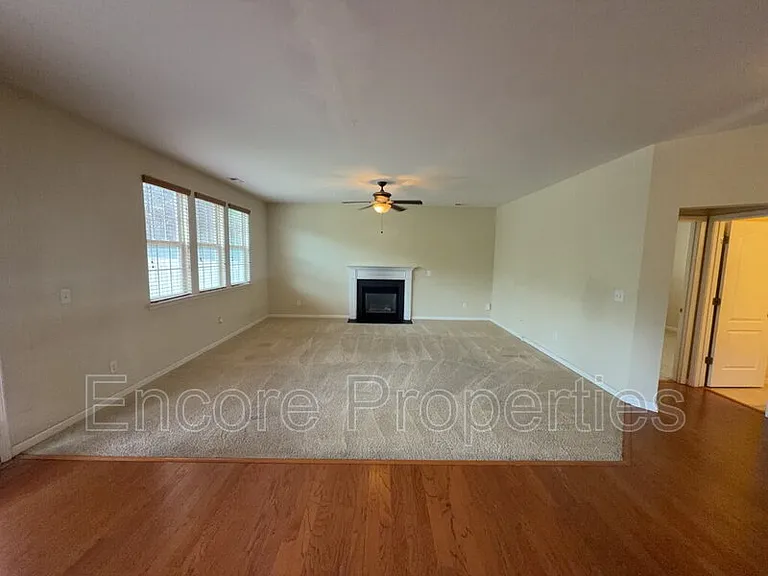 1040 Pueblo Ridge Pl — Photo 5