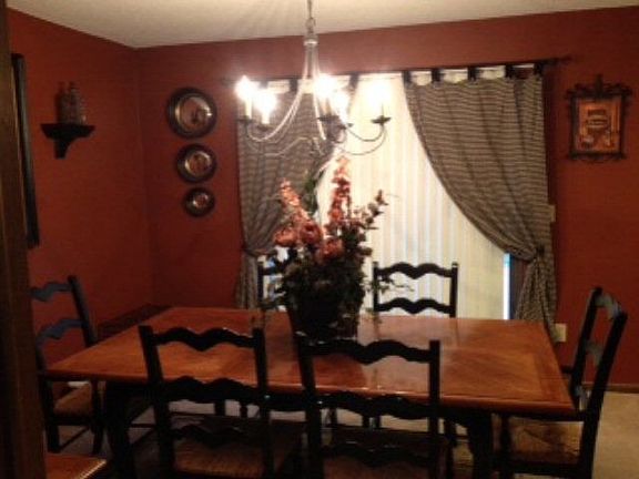 2nd image of 2735 Fairlane Dr