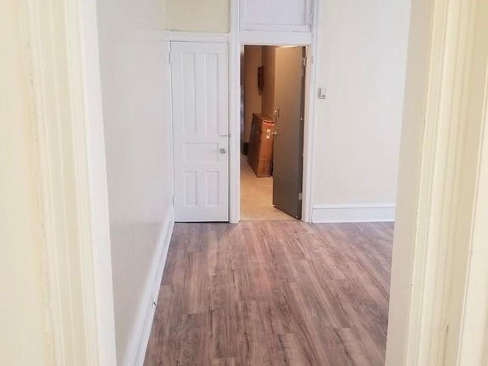 1st image of 1111 W Lehigh Ave #1B