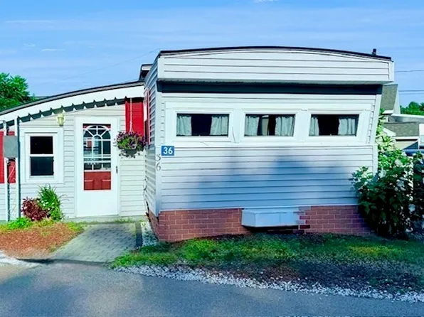 160 Washington St #36, Plainville, MA 02762