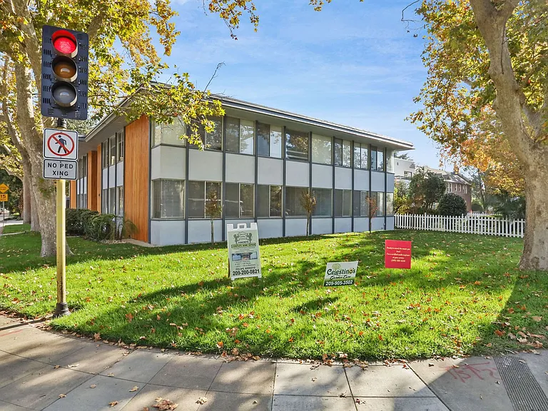 248 W Knoles Way — Photo 5