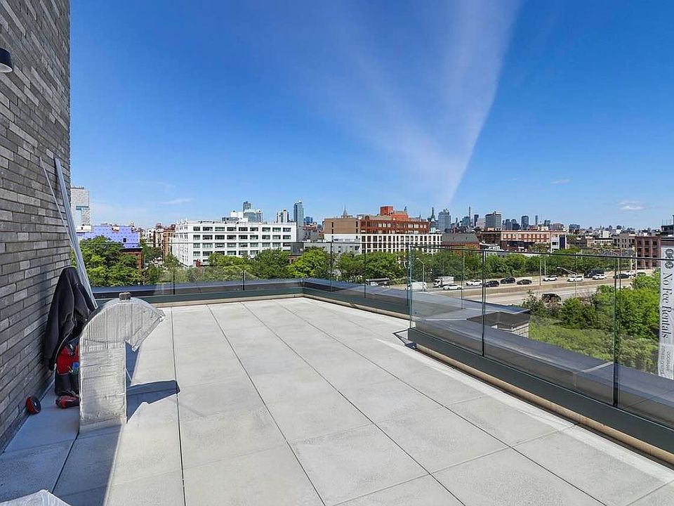 1st image of 130 Hope St #703B