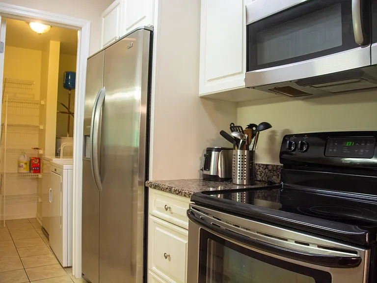 1010 Kingswood Dr #G — Photo 7