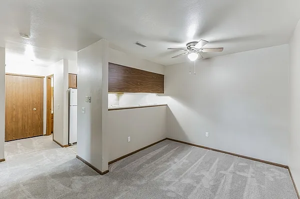 Beacon Place Apartments — Photo 16