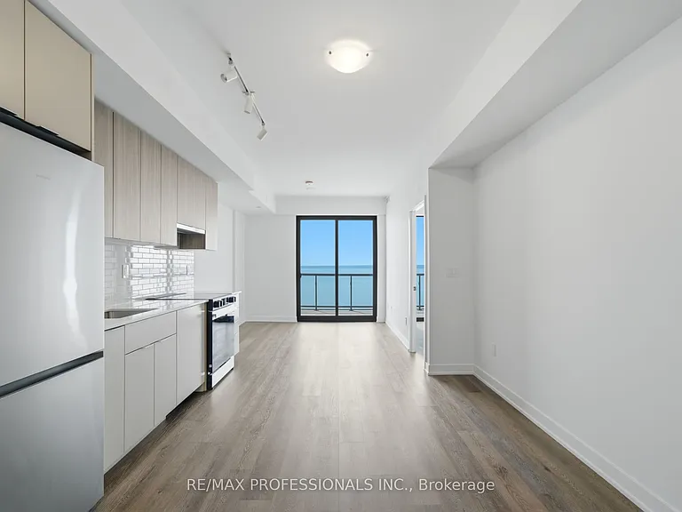 2075 Lakeshore Rd #2404 — Photo 8