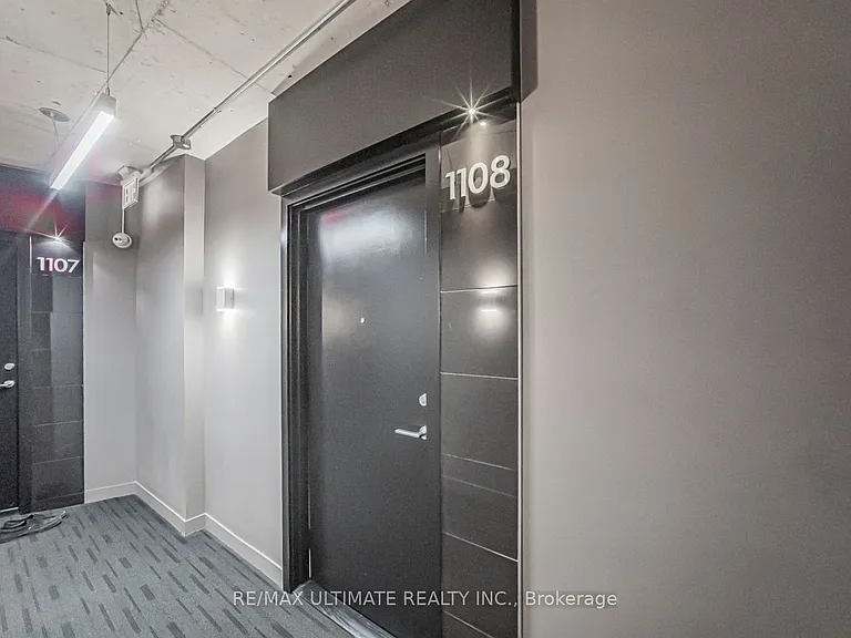 318 King St E #1108 — Photo 4