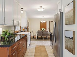 1379 Jurdy Rd, Eagan, MN 55121