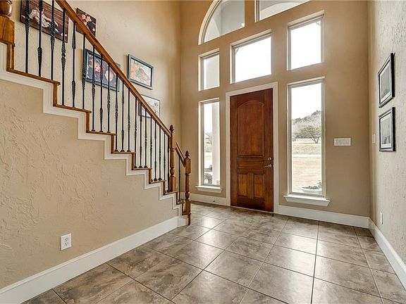 3rd image of 2206 Mountain Lakes Dr