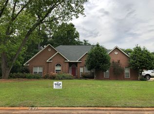 207 Saint Raymond Pl, Kathleen, GA