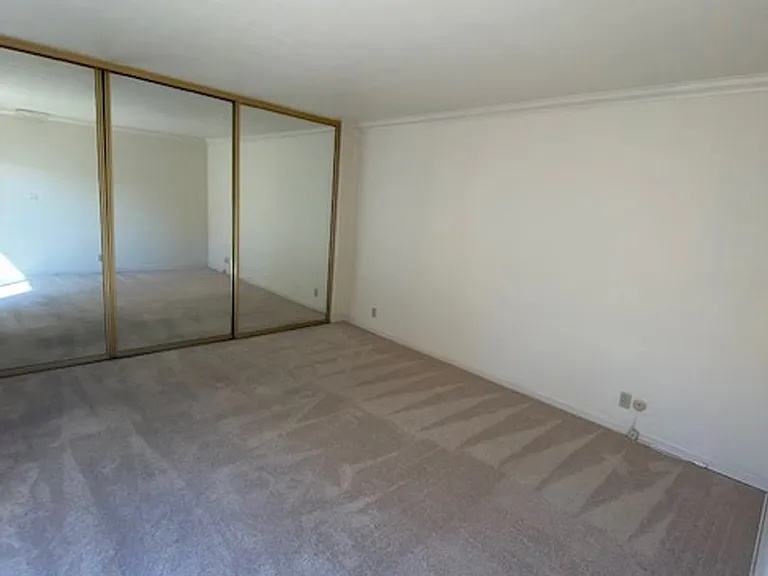 707 Timber Trl — Photo 23