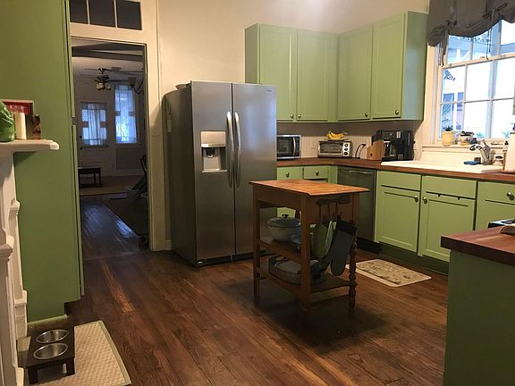 4th image of 433 Elmira Ave