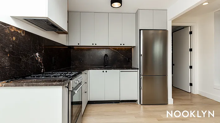 Rented by Nooklyn NYC LLC | media 44