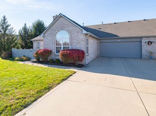 5754 Quail Crossing Dr, Indianapolis, IN