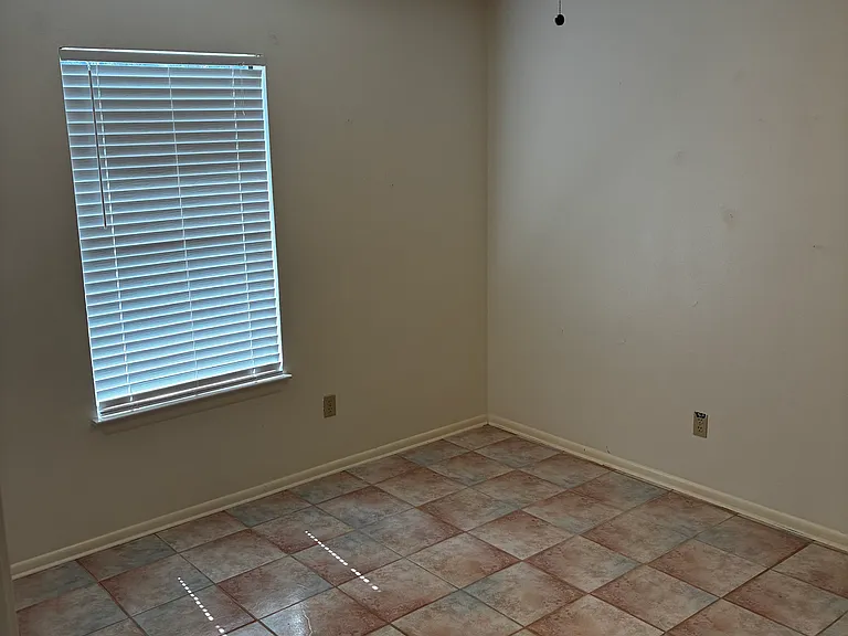 114 Roadrunner Trl — Photo 8