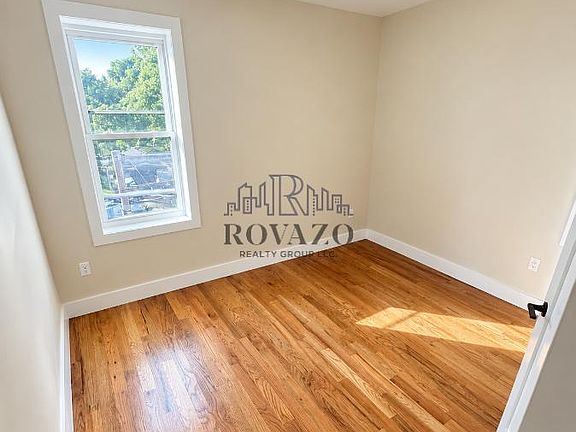 5th image of 792 Broadway #306