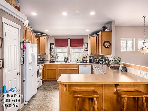 5th image of 4221 S Stonington Ln