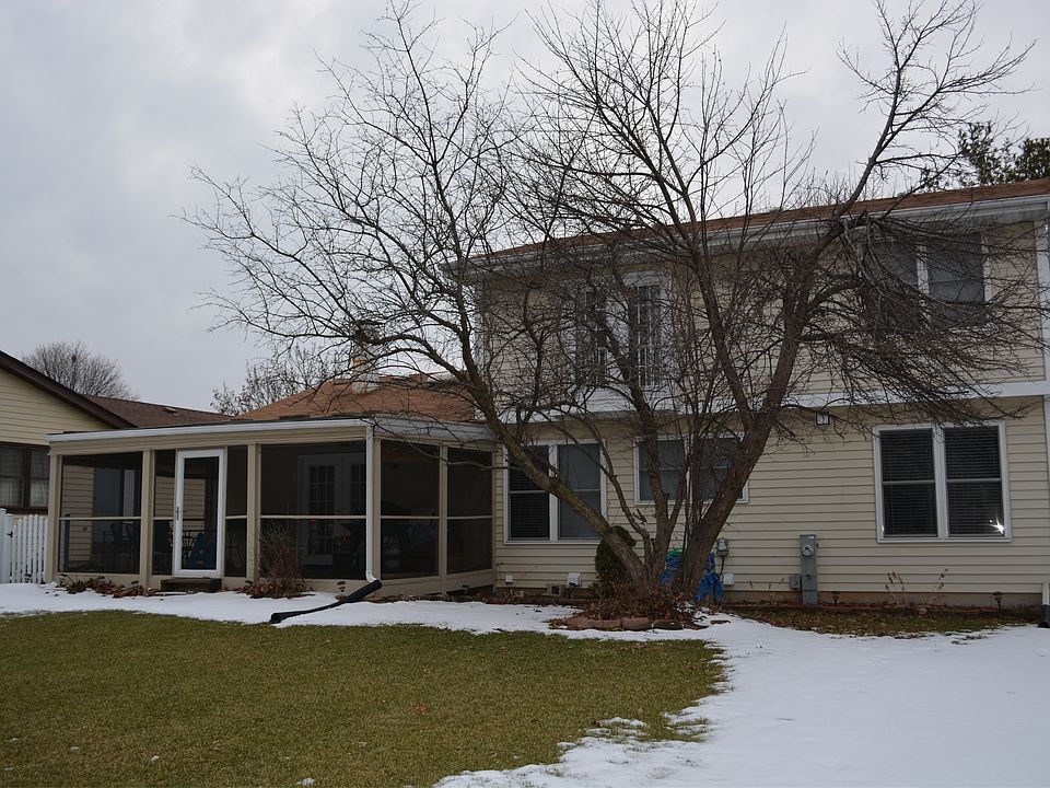 1st image of 1565 Acorn Ct