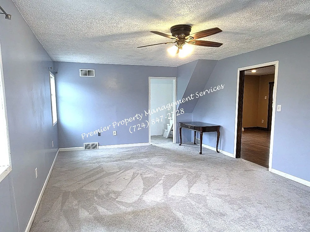 2153 Mount Jackson Road — Photo 2