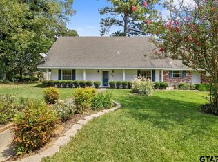 206 N Pope Dr, Overton, TX 75684