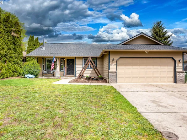 25189 Jake St, Veneta, OR 97487