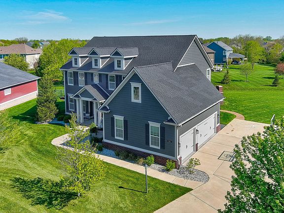 3rd image of 11644 Laurel Springs Cir