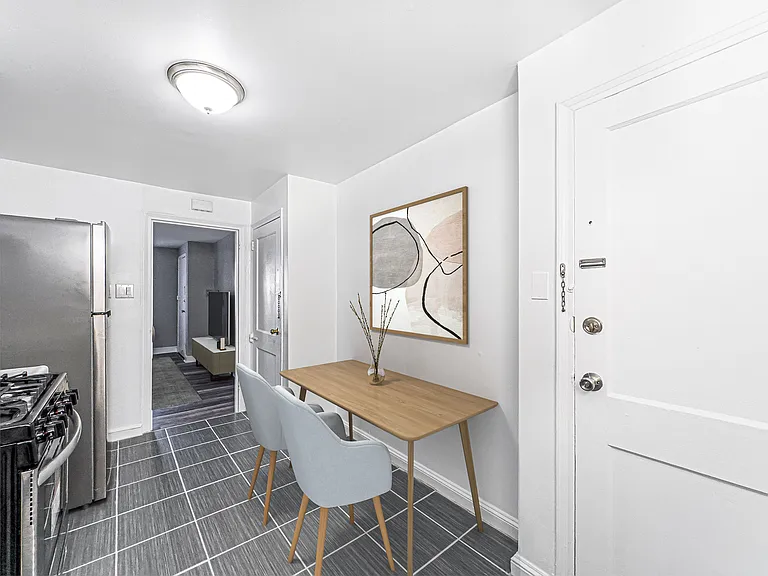 3 W Oakland Ave #1 — Photo 5