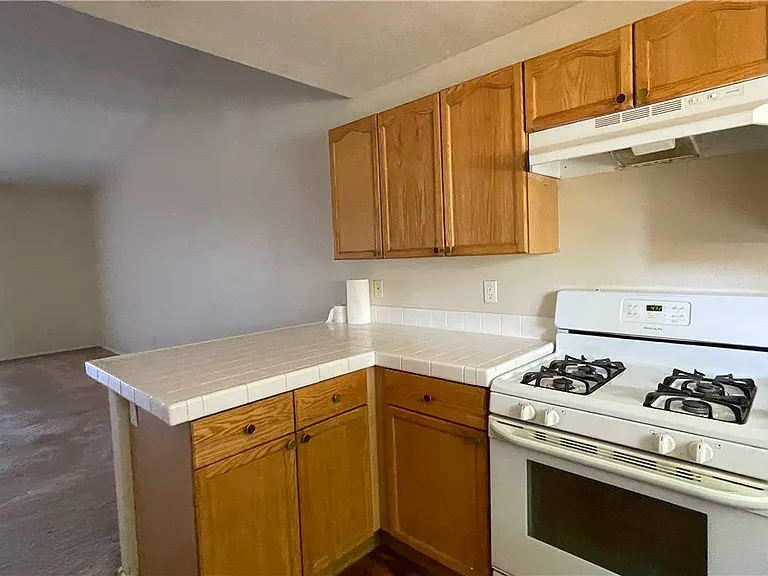 10500 Pine Pointe Ave #203 — Photo 4