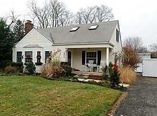 251 Branch Ave, Little Silver, NJ 07739