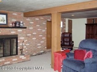 7336 White Birch Ln, Cresco, PA 18326