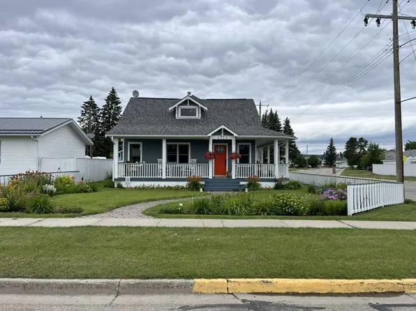 4824 S 53rd Ave, Whitecourt, AB T7S 1A2