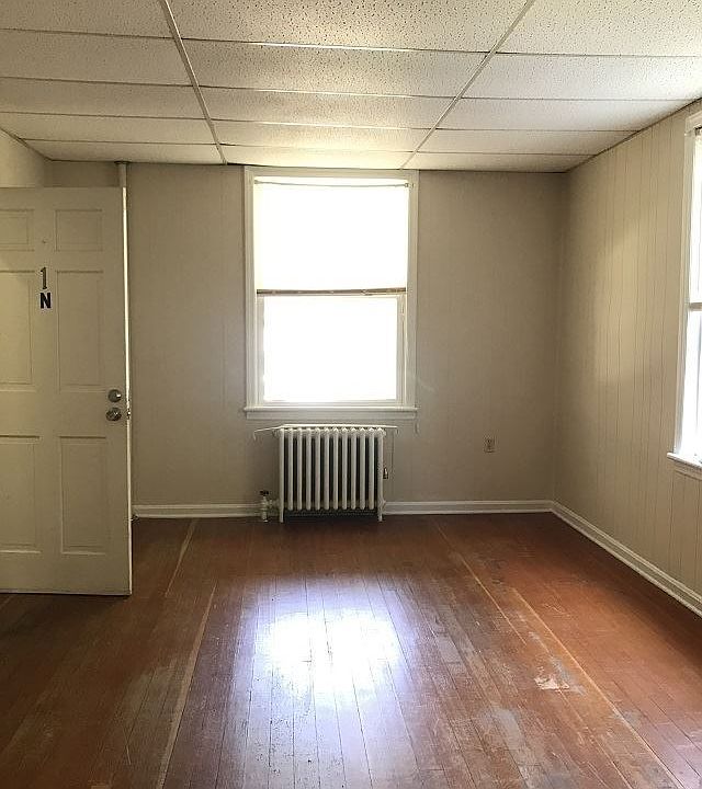1st image of 920 Mulberry Ave APT 1N