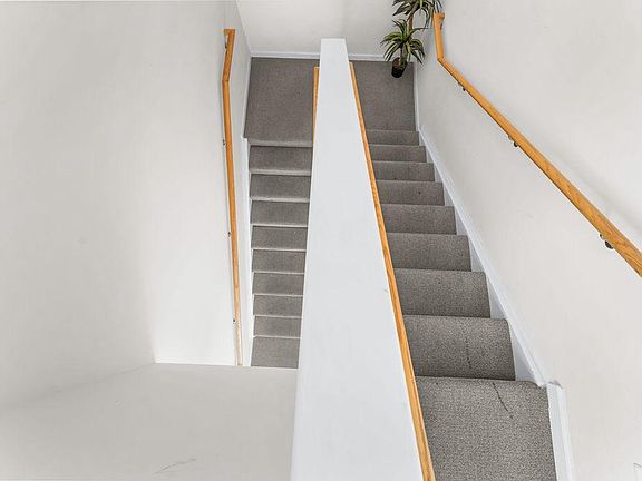 3rd image of 3542 Worthington Blvd #301