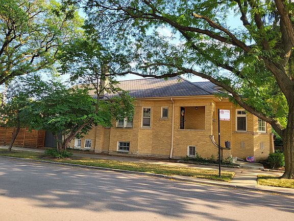 4th image of 5057 N Kostner Ave