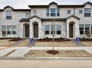 3233 Solana Cir, Justin, TX 76207