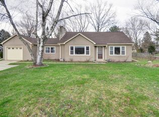 W379N5782 N Lake Rd, Oconomowoc, WI 53066