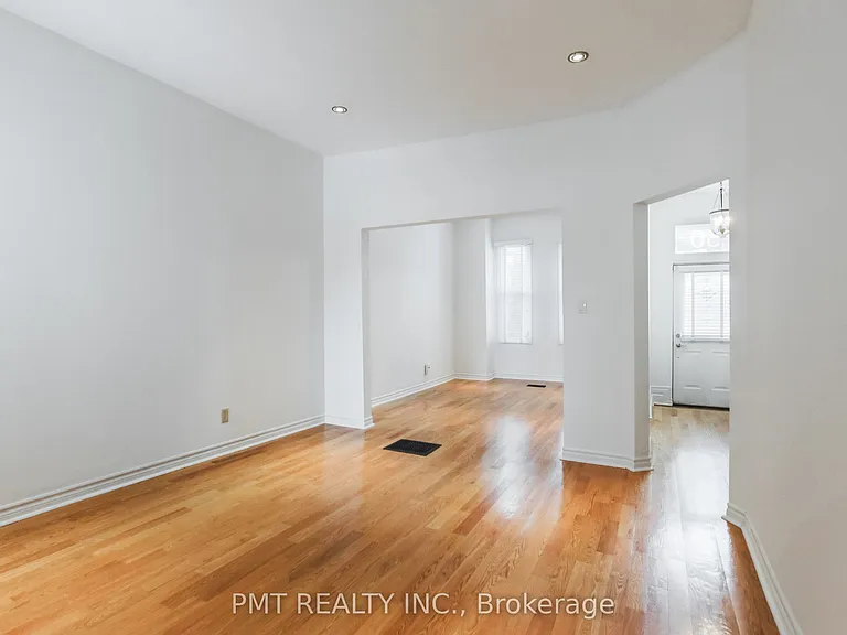 50 Massey St — Photo 4