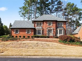 393 Westminister Ln SW, Lilburn, GA 30047