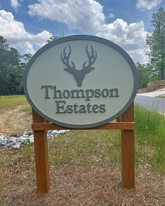 1st image of 240 Thompson Trl #4
