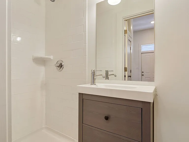 2123 S Liberty St — Photo 31