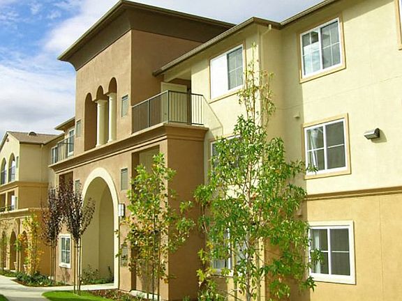 Ideal setting in an ideal location