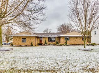 4205 Meadow Gtwy, Broadview Heights, OH