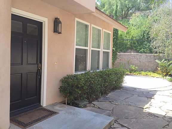 3rd image of 91 Cottage Ln