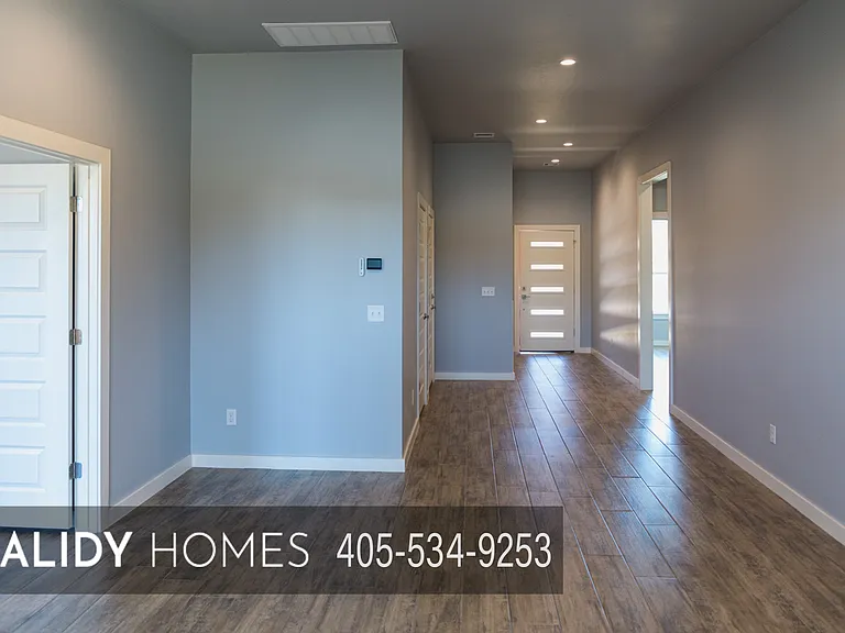 629 Remington Ave — Photo 13
