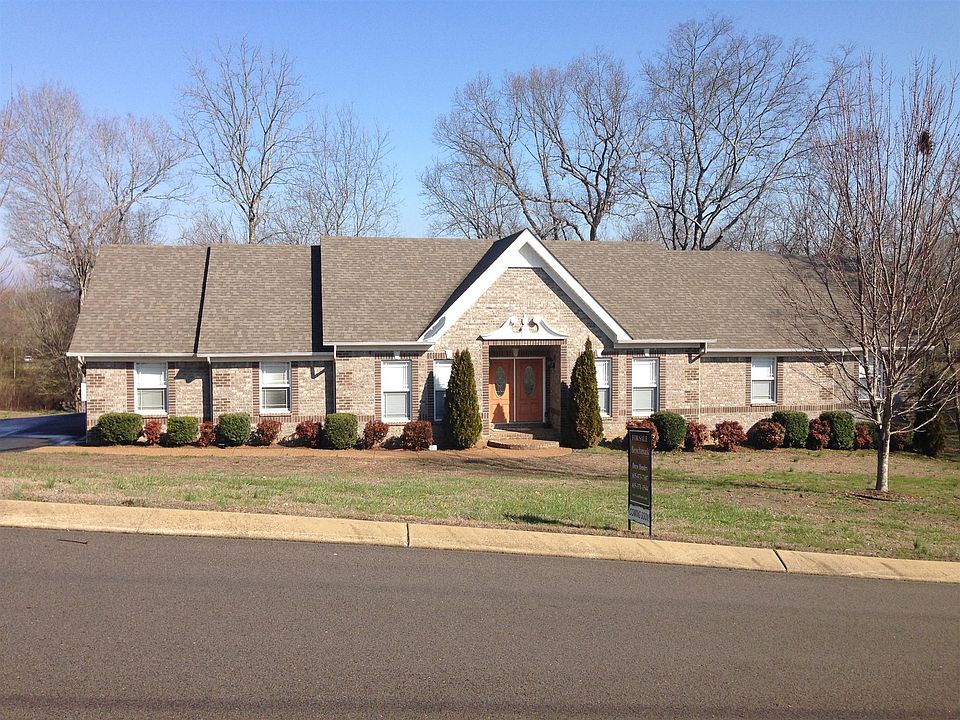 2nd image of 537 Katelyn Dr S