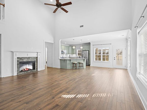 5th image of 3444 Caroline Farms Dr