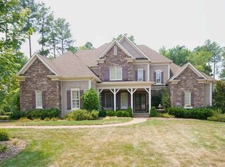 2072 Kings Manor Dr, Matthews, NC 28104