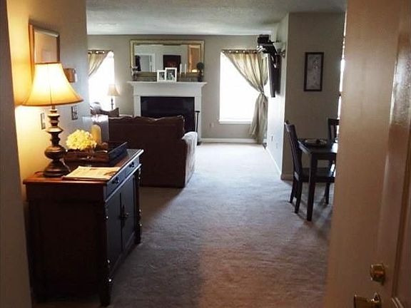 2nd image of 220 Fox Hollow Dr APT 406