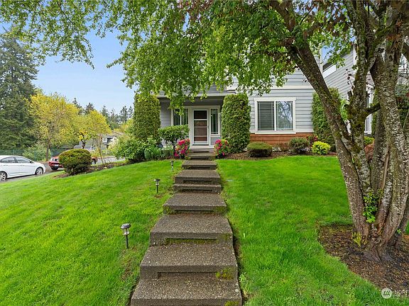 2nd image of 2701 20th Street Pl SW