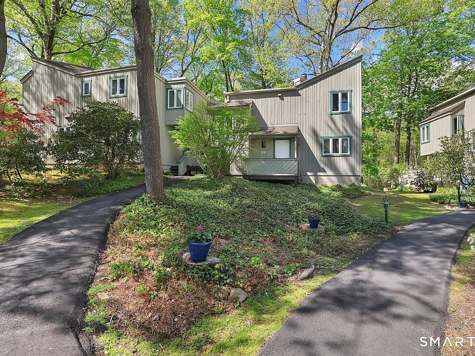 1st image of 8 Lyle Court #G